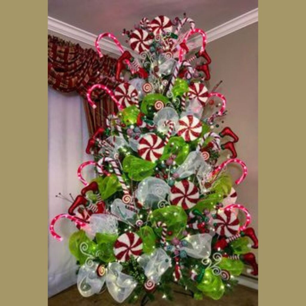 Topsy-Turvy Whoville Tree Treat christmas